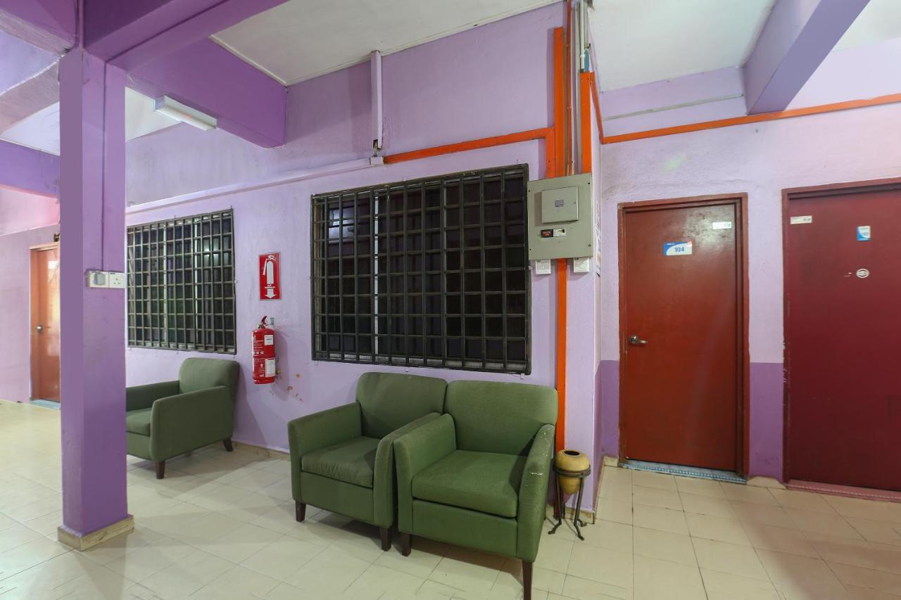Oyo 89892 Hotel Jeli Inn Esterno foto