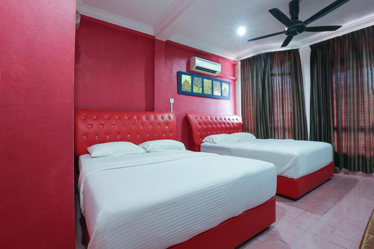 Oyo 89892 Hotel Jeli Inn Esterno foto